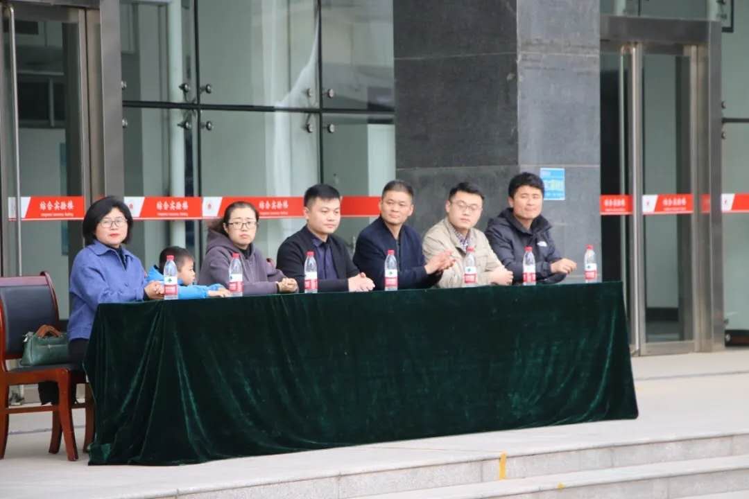 本次模型设计竞赛,庞博,卢雪,骆伟贤三个团队荣获一等奖,房飞飞,高晓